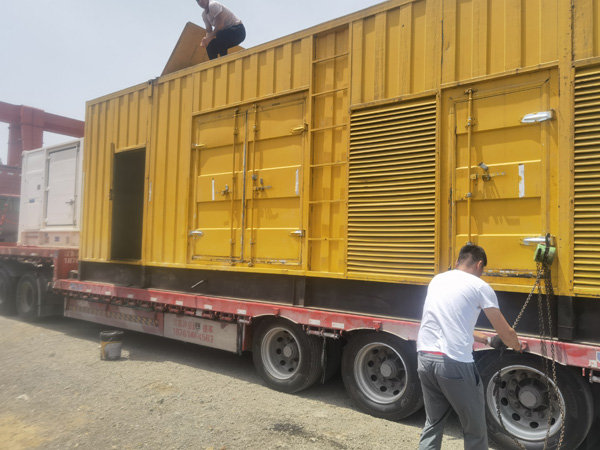 安陆除了负载情况和发动机维护，还有哪些因素会影响 200kw 柴油发电机的油耗？